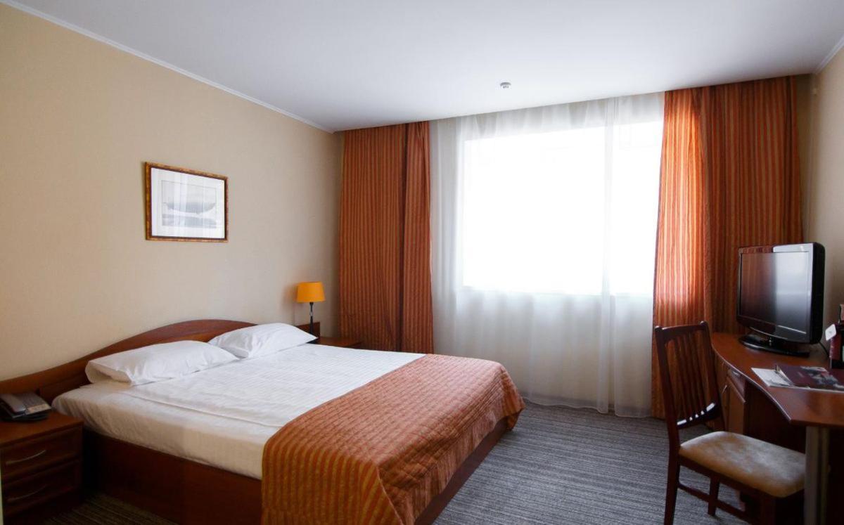 Optima Kropyvnytskyi Hotel Eksteriør billede