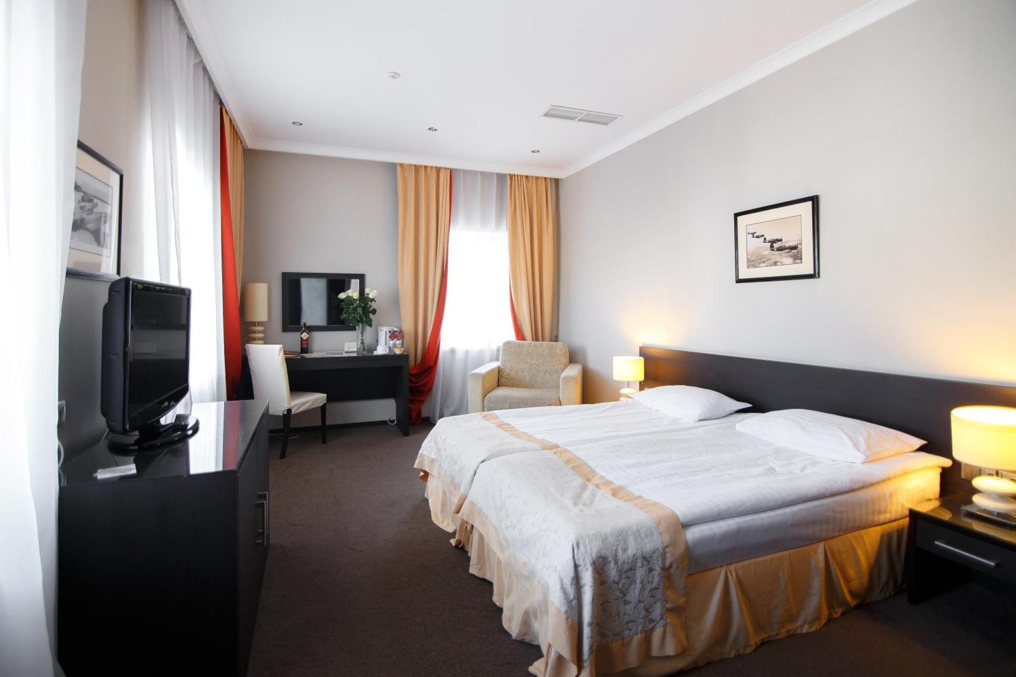 Optima Kropyvnytskyi Hotel Eksteriør billede