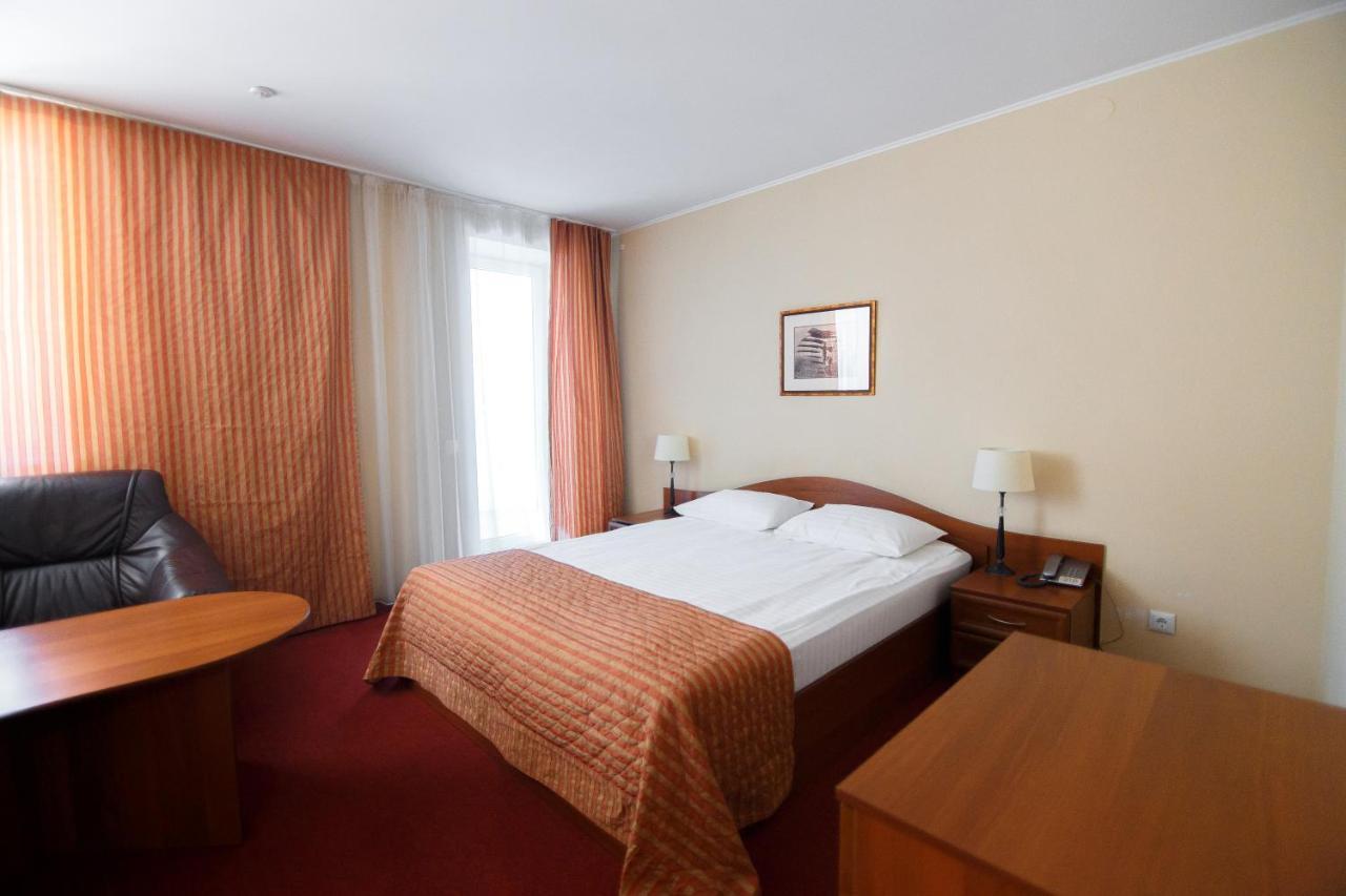 Optima Kropyvnytskyi Hotel Eksteriør billede