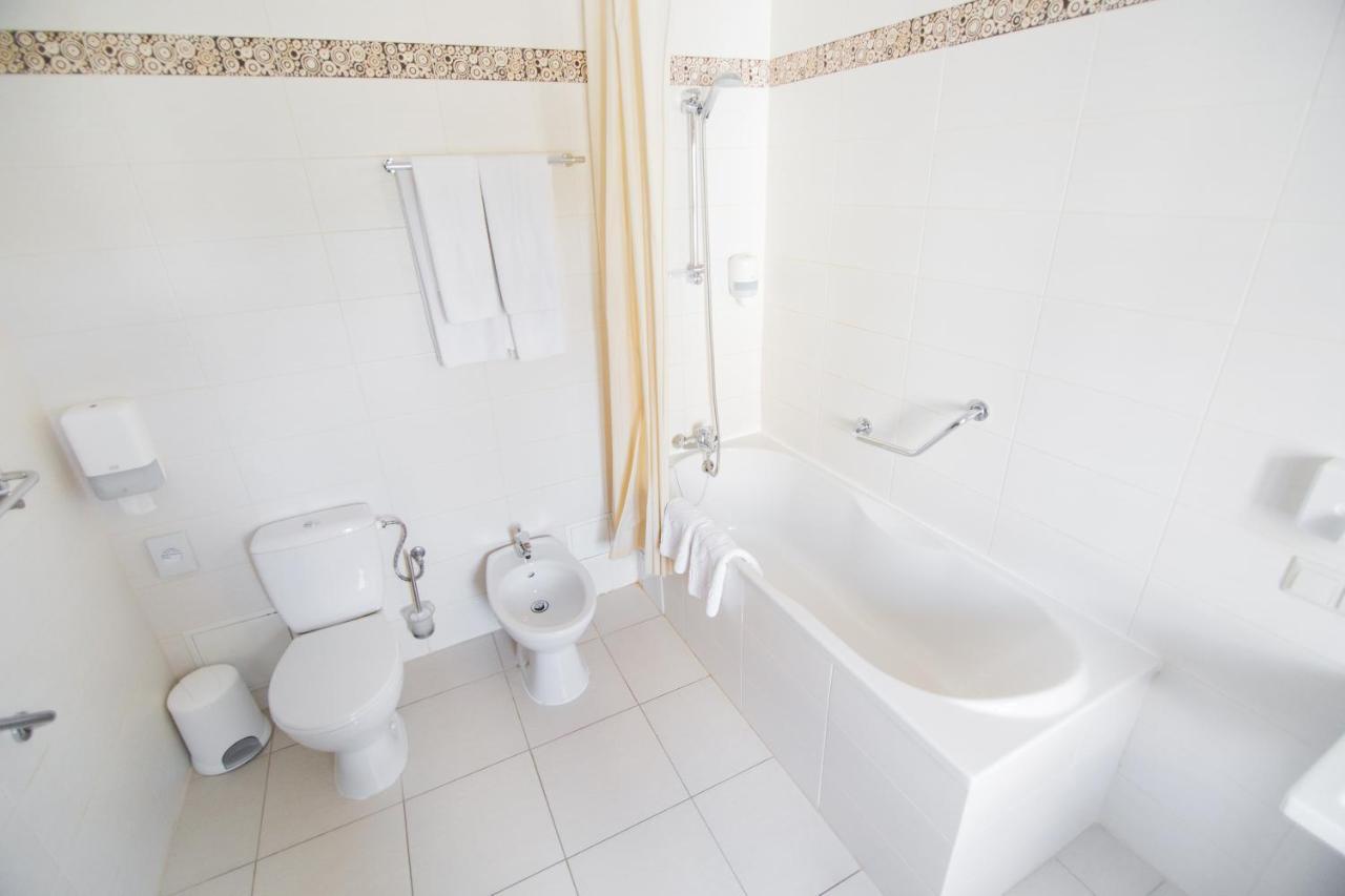Optima Kropyvnytskyi Hotel Eksteriør billede