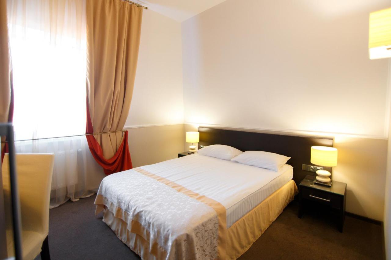 Optima Kropyvnytskyi Hotel Eksteriør billede